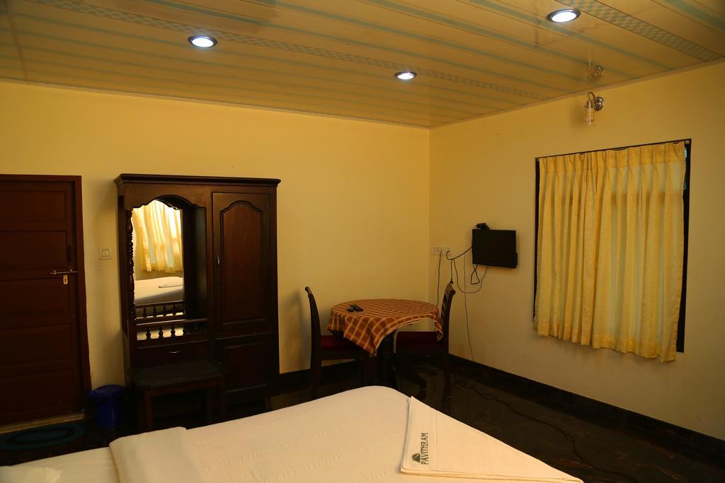 Pavithram Homestay Munnar Exterior foto